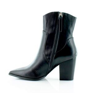 Black Leather Steve Madden Janetta Bootie